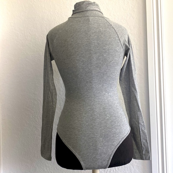 Perfect basic turtleneck long sleeve bodysuit - Picture 3 of 5